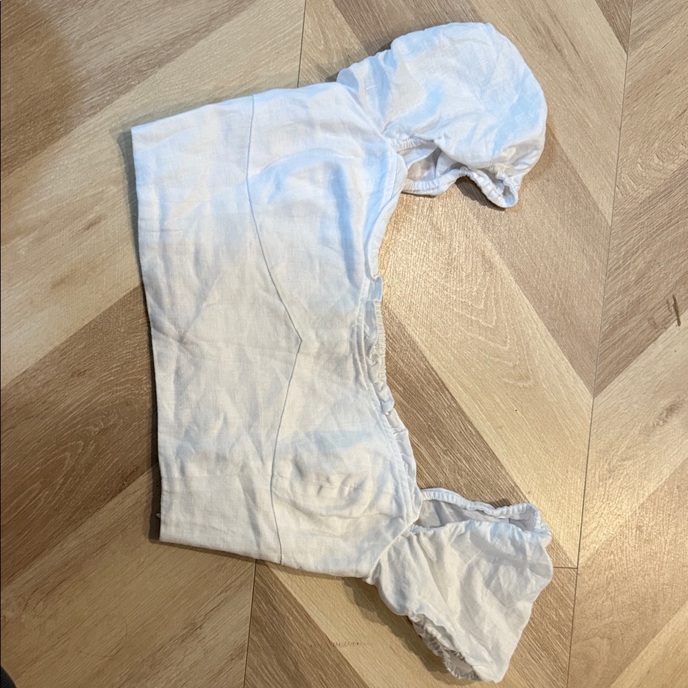 Wilfred White Crop Top